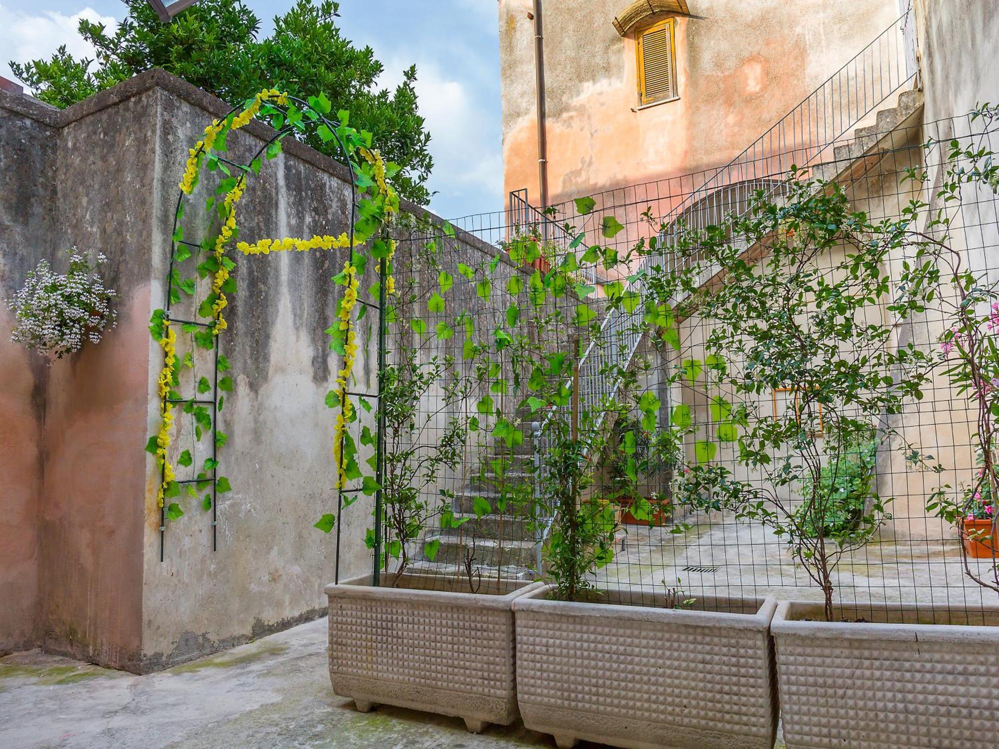 Bed and Breakfast Al Vicolo Stretto Santa Maria a Vico Exterior foto